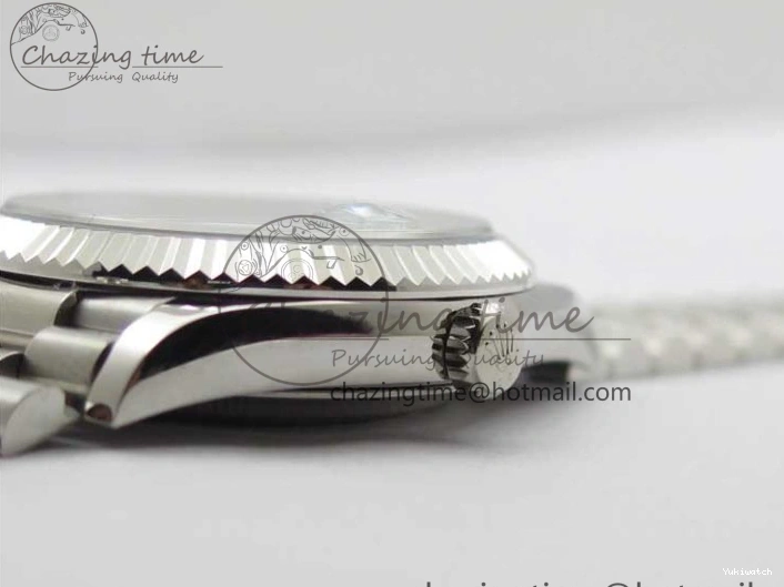 on SS SS Dial Day-Date Dial Green 904 New Markers Bracelet A2836 228239 Version BP 40mm President Stick 0313